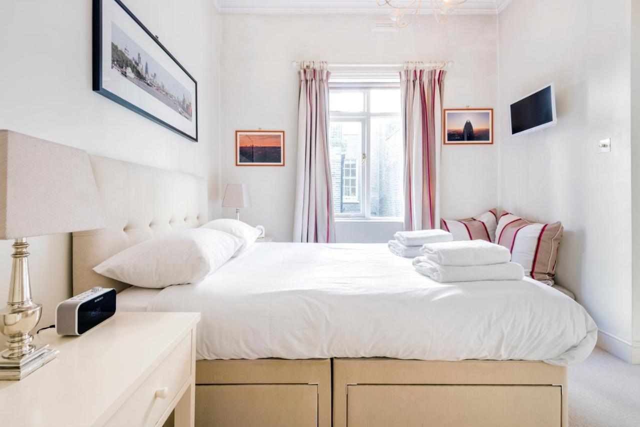 Classy And Spacious One Bedroom Flat In Amazing Location 런던 외부 사진