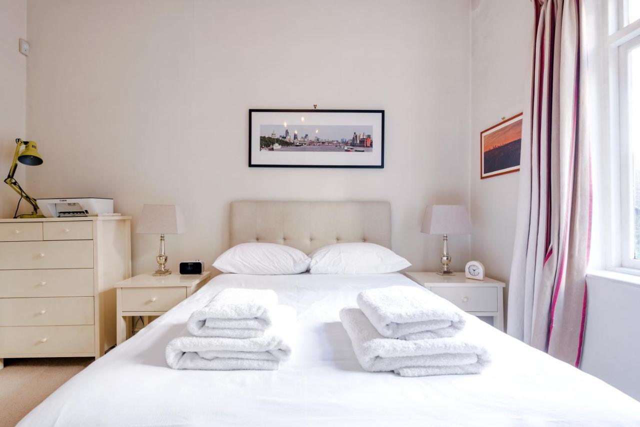 Classy And Spacious One Bedroom Flat In Amazing Location 런던 외부 사진